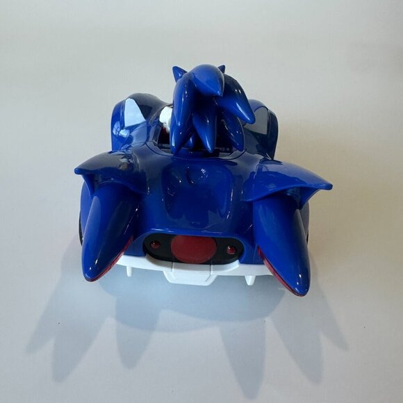Sonic The Hedgehog & Sega All-Stars 2.4GHz Remote Controlled Race Car - Picture 6 of 7
